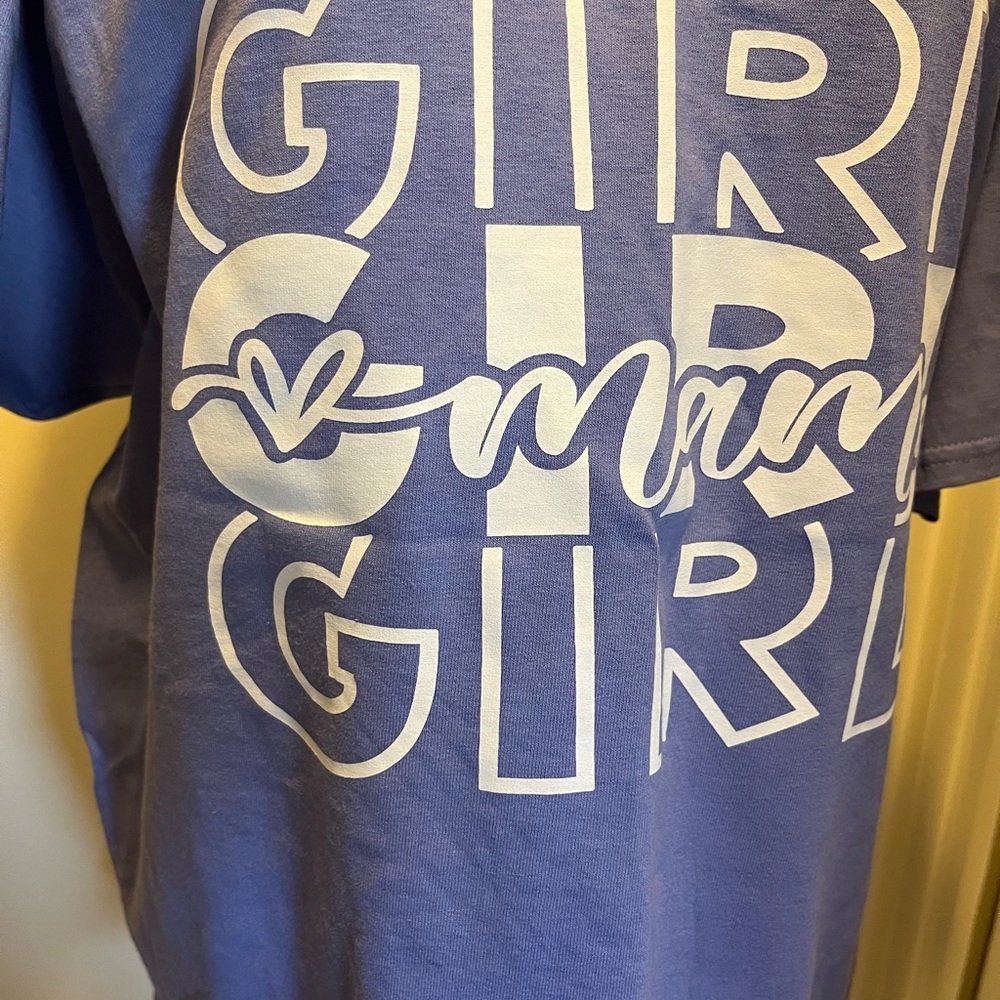 Girl mama tee